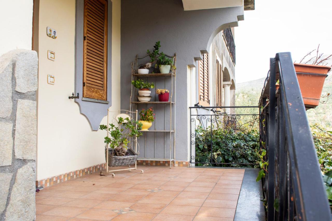 Villa Dei Fiori - Exclusive Villa With Garden In Sorrento Coast Vico Equense Buitenkant foto