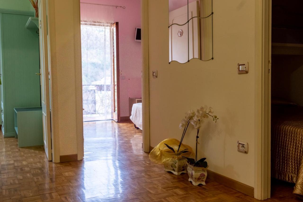 Villa Dei Fiori - Exclusive Villa With Garden In Sorrento Coast Vico Equense Buitenkant foto