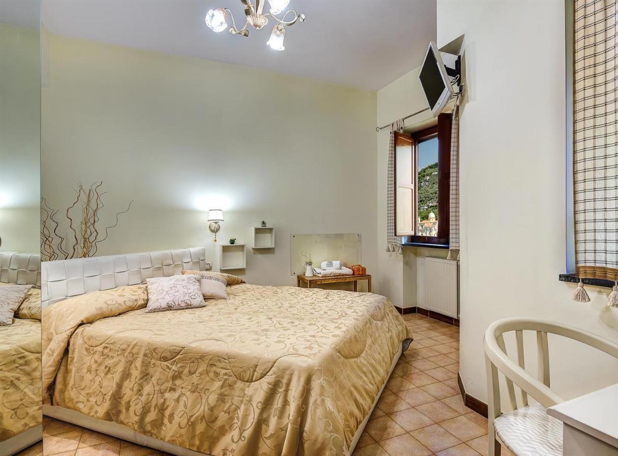 Villa Dei Fiori - Exclusive Villa With Garden In Sorrento Coast Vico Equense Buitenkant foto