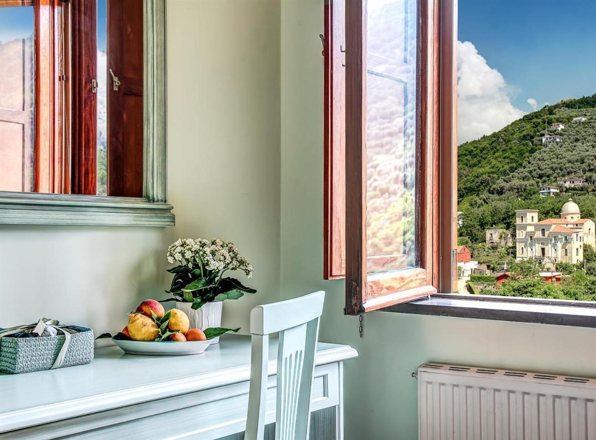 Villa Dei Fiori - Exclusive Villa With Garden In Sorrento Coast Vico Equense Buitenkant foto