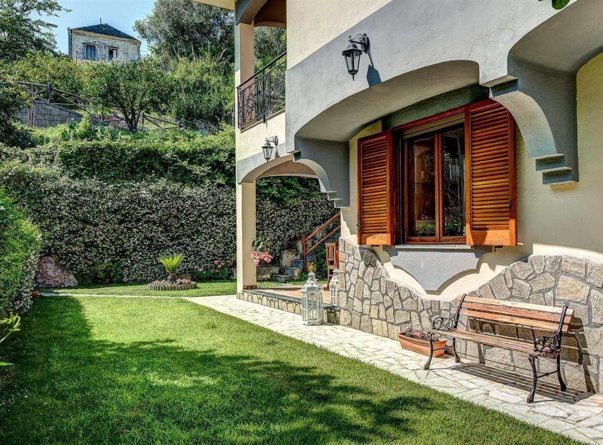 Villa Dei Fiori - Exclusive Villa With Garden In Sorrento Coast Vico Equense Buitenkant foto